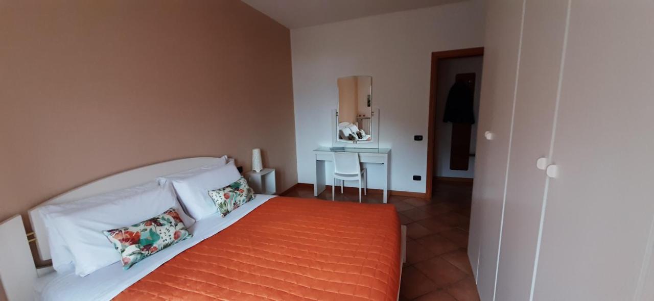 Appartamento Ca' Eli 2 Oliveto Lario Esterno foto